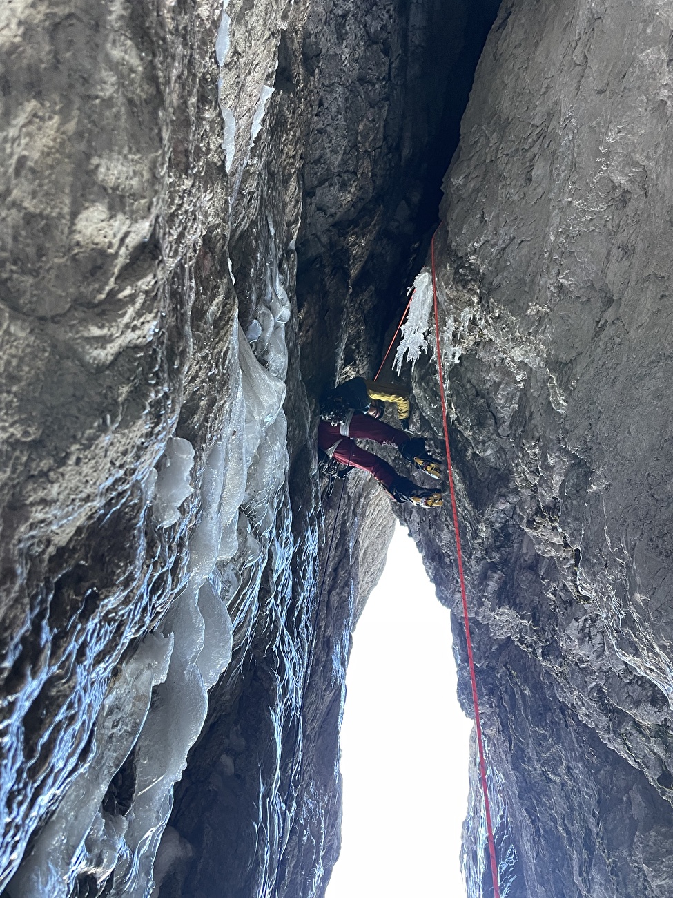 Punte di Campiglio, Brenta Dolomites, Emanuele Andreozzi, Ruggero Samaden, Silvestro Franchini - La première ascension de 'Mamma Anna' sur Punte di Campiglio dans les Dolomites de Brenta (Emanuele Andreozzi, Ruggero Samaden, Silvestro Franchini 04/08/2026)