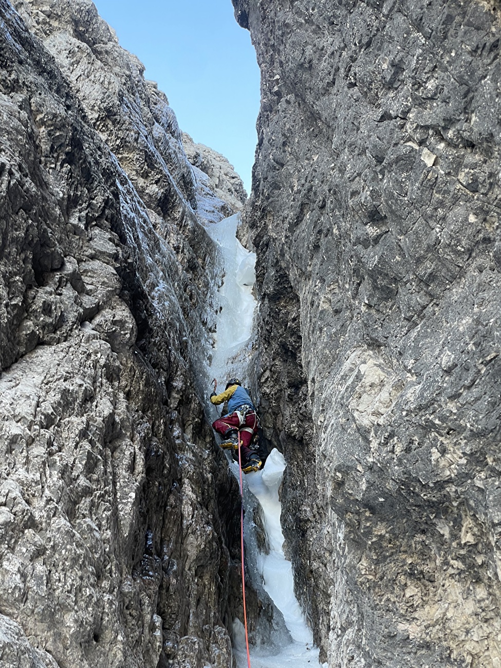 Punte di Campiglio, Brenta Dolomites, Emanuele Andreozzi, Ruggero Samaden, Silvestro Franchini - La première ascension de 'Mamma Anna' sur Punte di Campiglio dans les Dolomites de Brenta (Emanuele Andreozzi, Ruggero Samaden, Silvestro Franchini 04/08/2026)