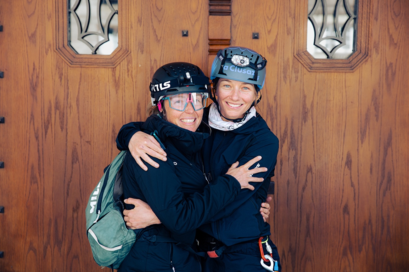 Haute Route Chamonix - Zermatt, Marie Pollet-Villard, Laurie Renoton - Marie Pollet-Villard & Laurie Renoton fixant le FKT sur la Haute Route Chamonix - Zermatt le 10/04/2026 à 20:30 Haute Route Chamonix - Zermatt, Marie Pollet-Villard, Laurie Renoton - Marie Pollet-Villard & Laurie Renoton fixant le FKT sur la Haute Route Chamonix - Zermatt le 10/04/2026 à 20:30