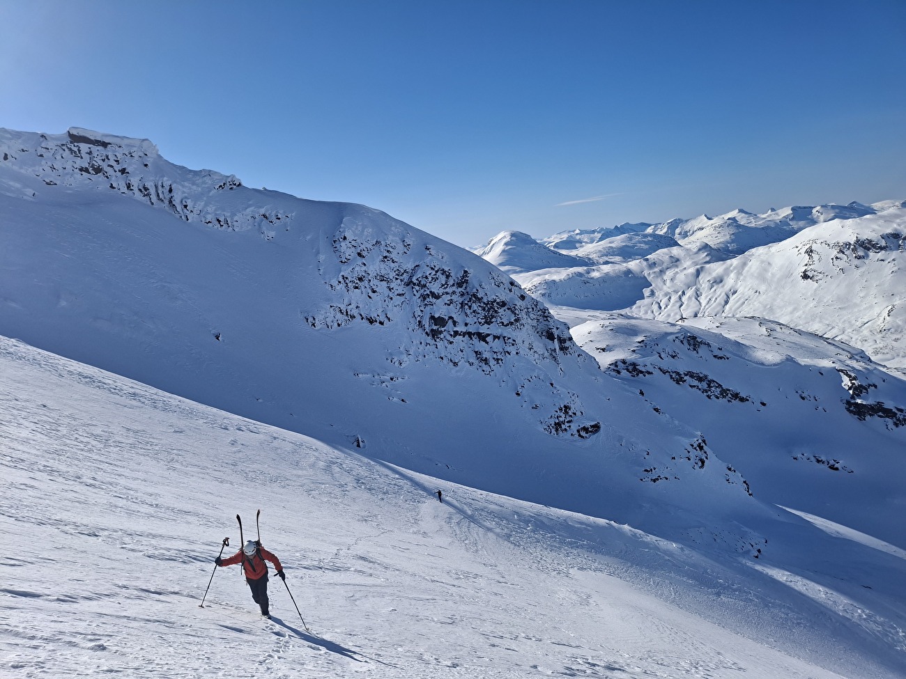Ski alpinisme Nordland Norvège - Ski alpinisme autour de Narvik dans le Nordland, Norvège : Rivtind (1452m)