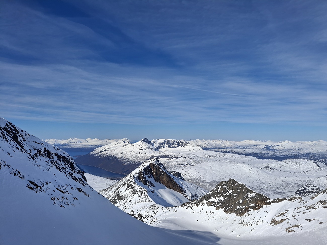 Ski alpinisme Narvik Nordland Norvège - Ski alpinisme autour de Narvik dans le Nordland, Norvège : Storfjellet (1633m)