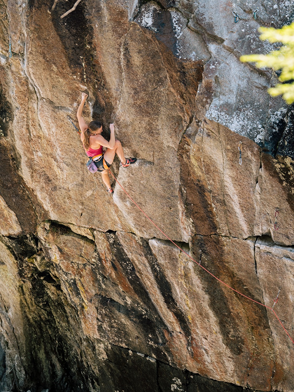 Michaela Kiersch - Michaela Kiersch escalade le « Dolby Surround » (9a+) à Zillertal, Autriche