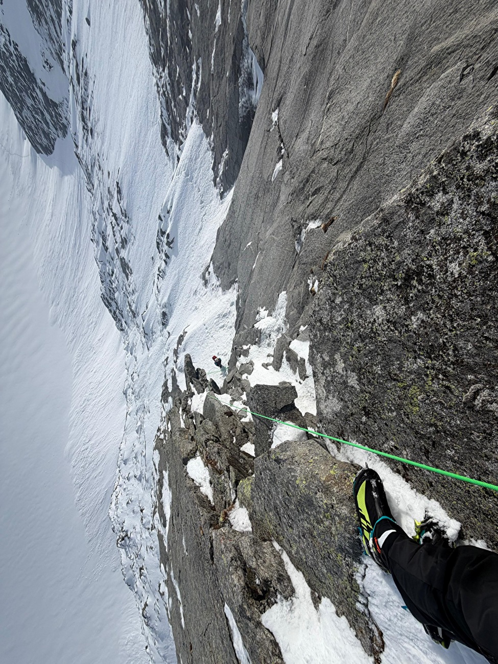 Weißzint, Punta Bianca Simon Gietl Jakob Steinkasserer - Réalisation de la première ascension du 'Laktosefrei' sur la face nord du Weißzint dans les Alpes du Zillertal (Simon Gietl, Jakob Steinkasserer 09/05/2026)