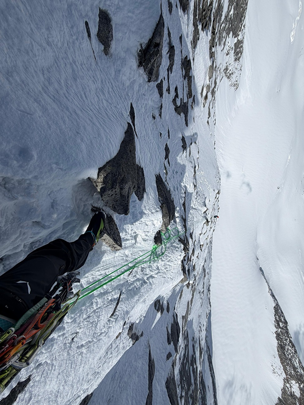 Weißzint, Punta Bianca Simon Gietl Jakob Steinkasserer - Réalisation de la première ascension du 'Laktosefrei' sur la face nord du Weißzint dans les Alpes du Zillertal (Simon Gietl, Jakob Steinkasserer 09/05/2026)