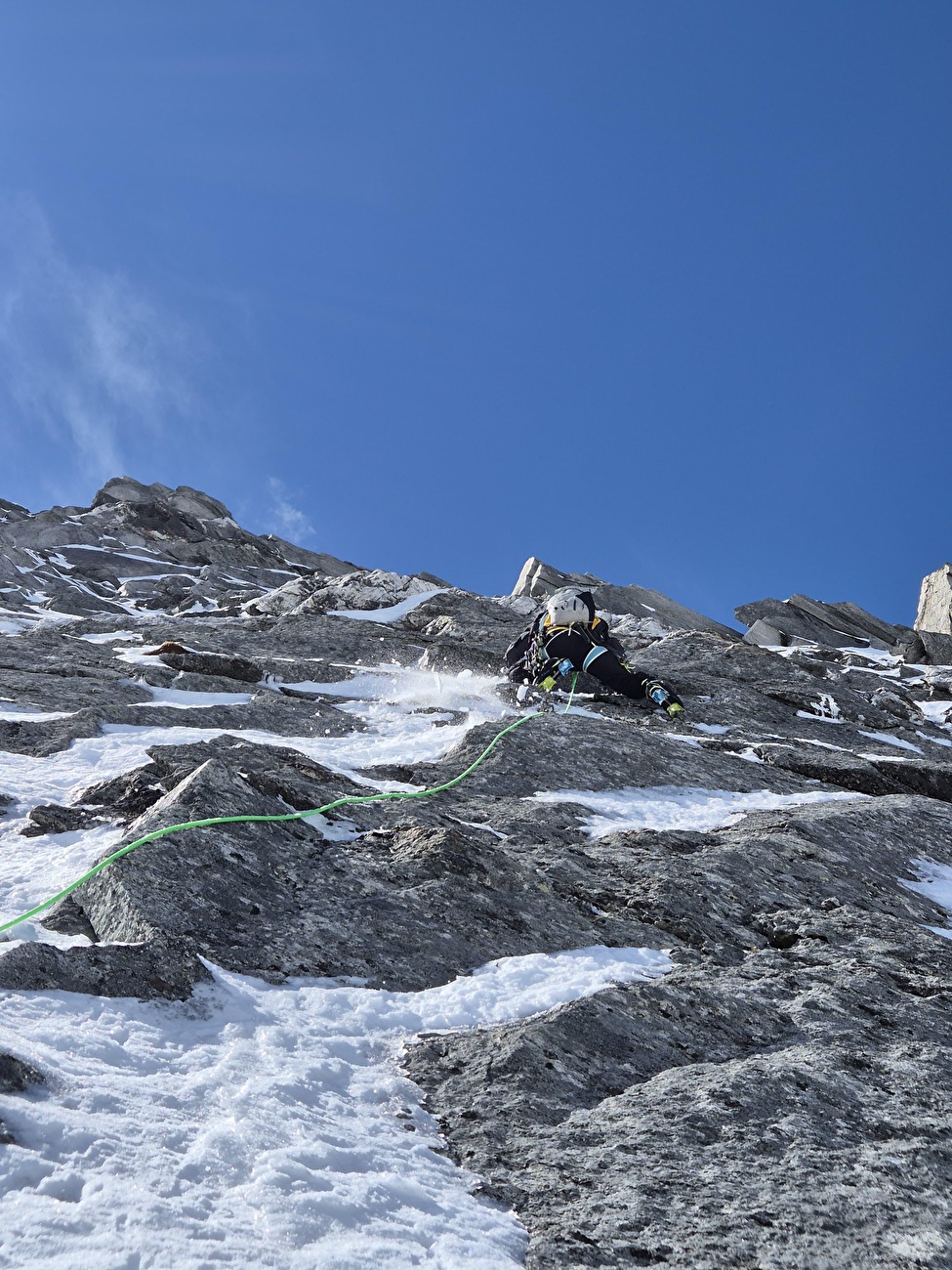Weißzint, Punta Bianca Simon Gietl Jakob Steinkasserer - Réalisation de la première ascension du 'Laktosefrei' sur la face nord du Weißzint dans les Alpes du Zillertal (Simon Gietl, Jakob Steinkasserer 09/05/2026)