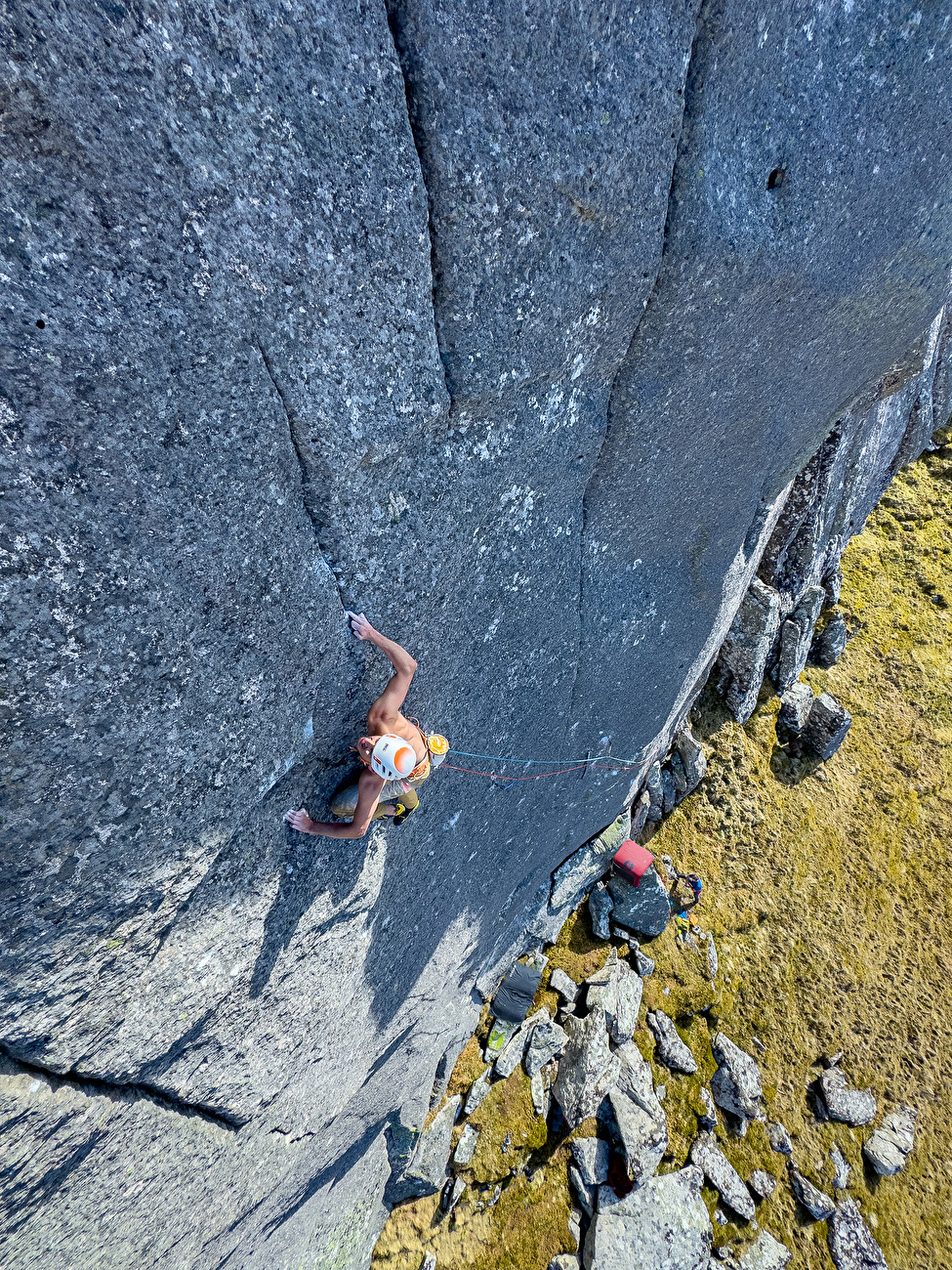 Franco Cookson - Franco Cookson réalise la première ascension de 