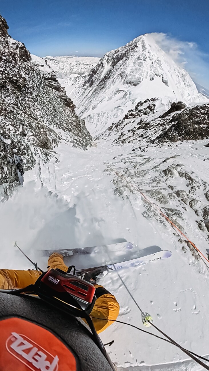Bartosz Ziemski Lhotse - Bartosz Ziemski skiant à Lhotse le 12/05/2026 Bartosz Ziemski Lhotse - Bartosz Ziemski skiant à Lhotse le 12/05/2026