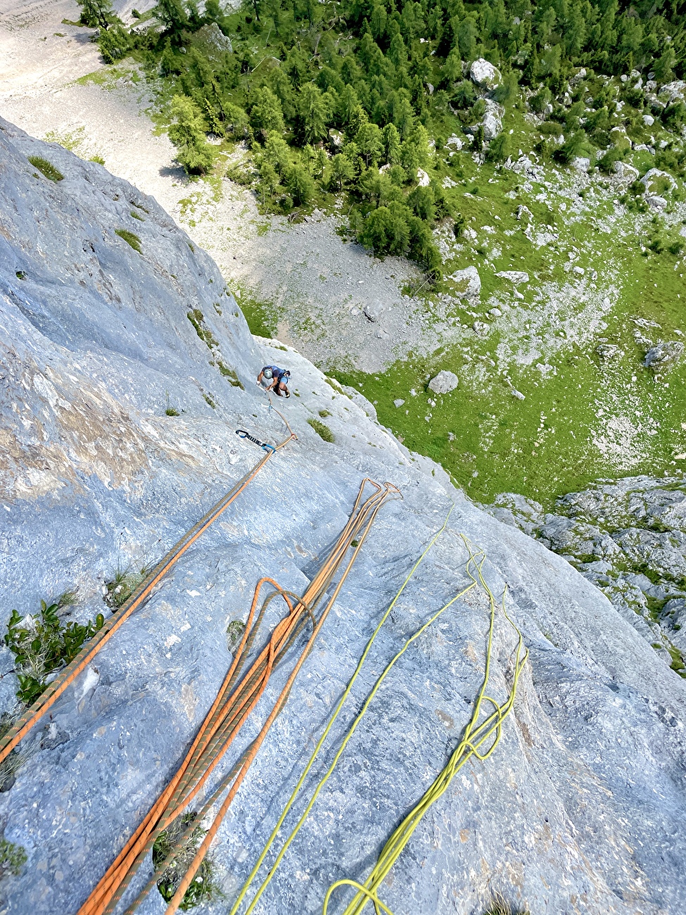 Abbronzatissima Monte Fop, Dolomites, Federico Dell'Antone, Thomas Gianola - La première ascension de 'Abbronzatissima' sur le Monte Fop, Dolomites (Federico Dell'Antone, Thomas Gianola 06/2025) Abbronzatissima Monte Fop, Dolomites, Federico Dell'Antone, Thomas Gianola - La première ascension de 'Abbronzatissima' sur le Monte Fop, Dolomites (Federico Dell'Antone, Thomas Gianola 06/2025)