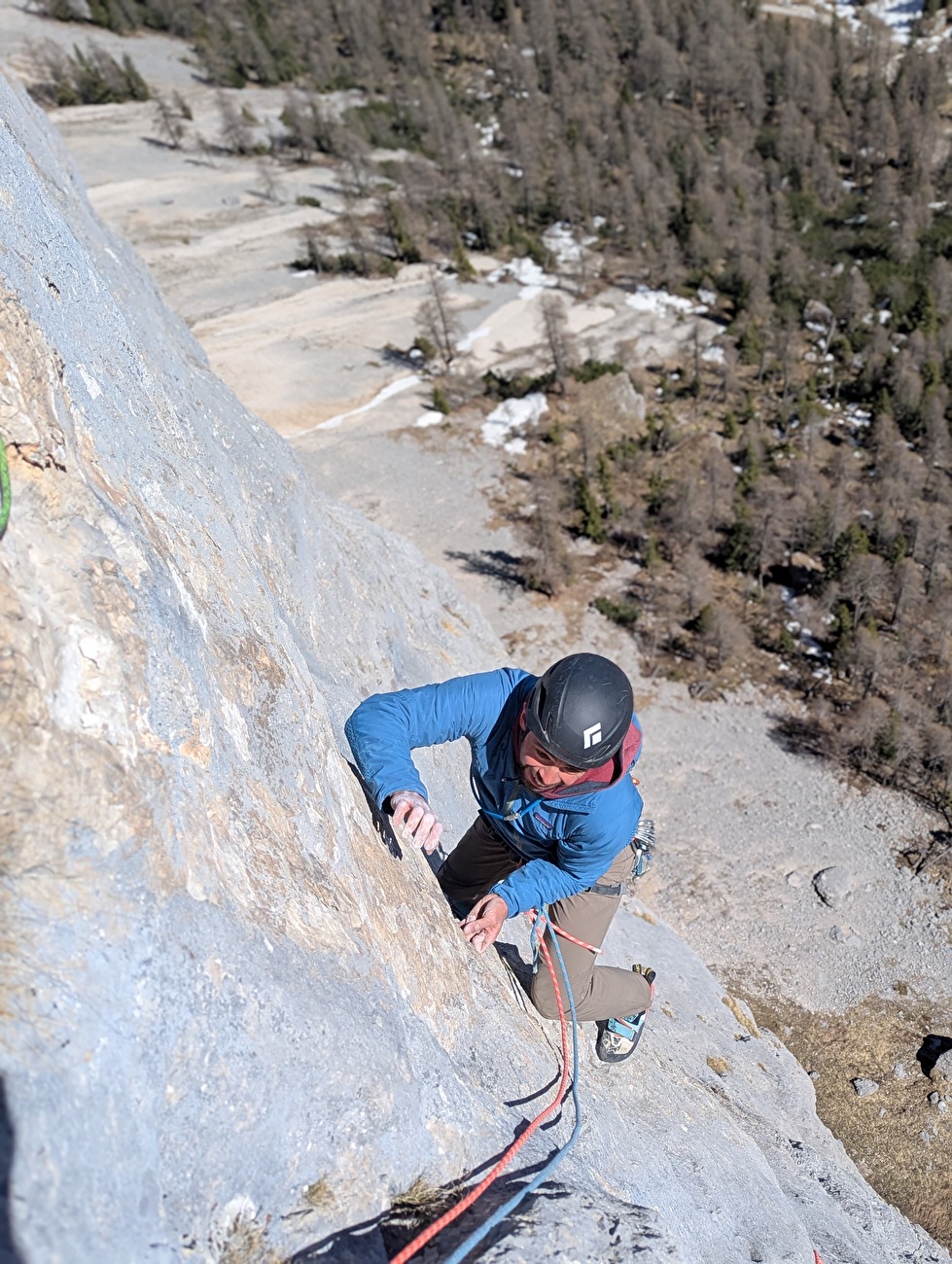 Abbronzatissima Monte Fop, Dolomites, Federico Dell'Antone, Thomas Gianola - La première ascension de 'Abbronzatissima' sur le Monte Fop, Dolomites (Federico Dell'Antone, Thomas Gianola 06/2025) Abbronzatissima Monte Fop, Dolomites, Federico Dell'Antone, Thomas Gianola - La première ascension de 'Abbronzatissima' sur le Monte Fop, Dolomites (Federico Dell'Antone, Thomas Gianola 06/2025)