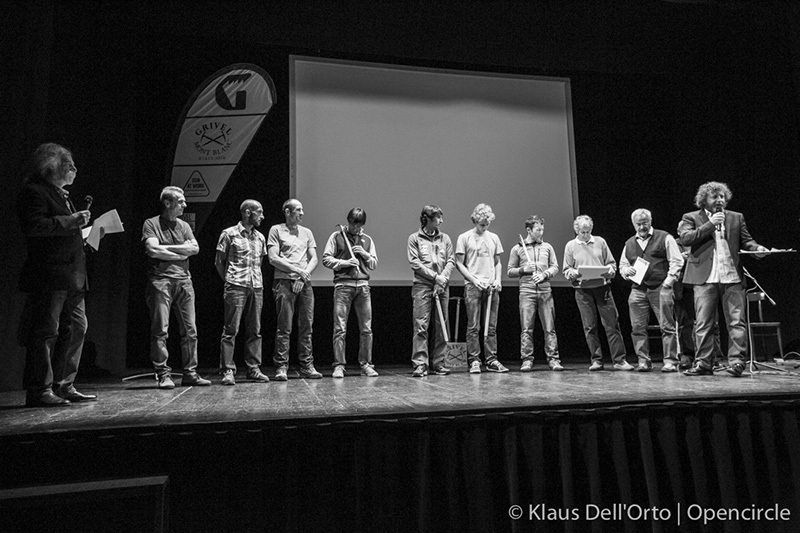 Grignetta d'Oro 2015 - Grignetta d'Oro 2015. De gauche à droite : Alessandro Filippini, Vinicio Stefanello, Rosano Libera, Rolando Larcher, Hervè Barmasse, Matteo Della Bordella, Corrado Pesce et Luca Schiera, Mario Conti, Emilio Aldeghi, Alberto Pirovano