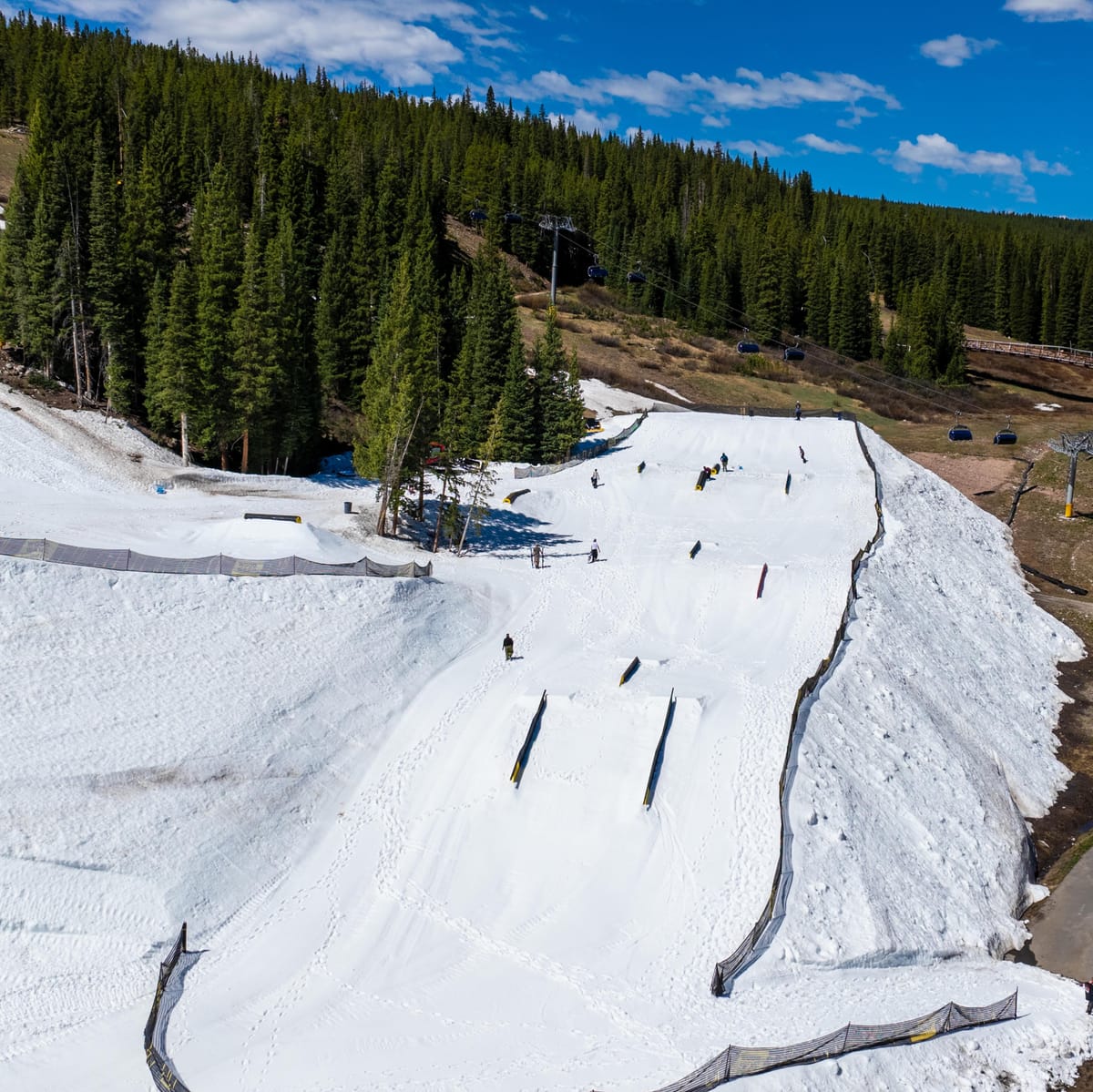 Le snowpark d'été du Colorado ouvre plusieurs jours cette année
