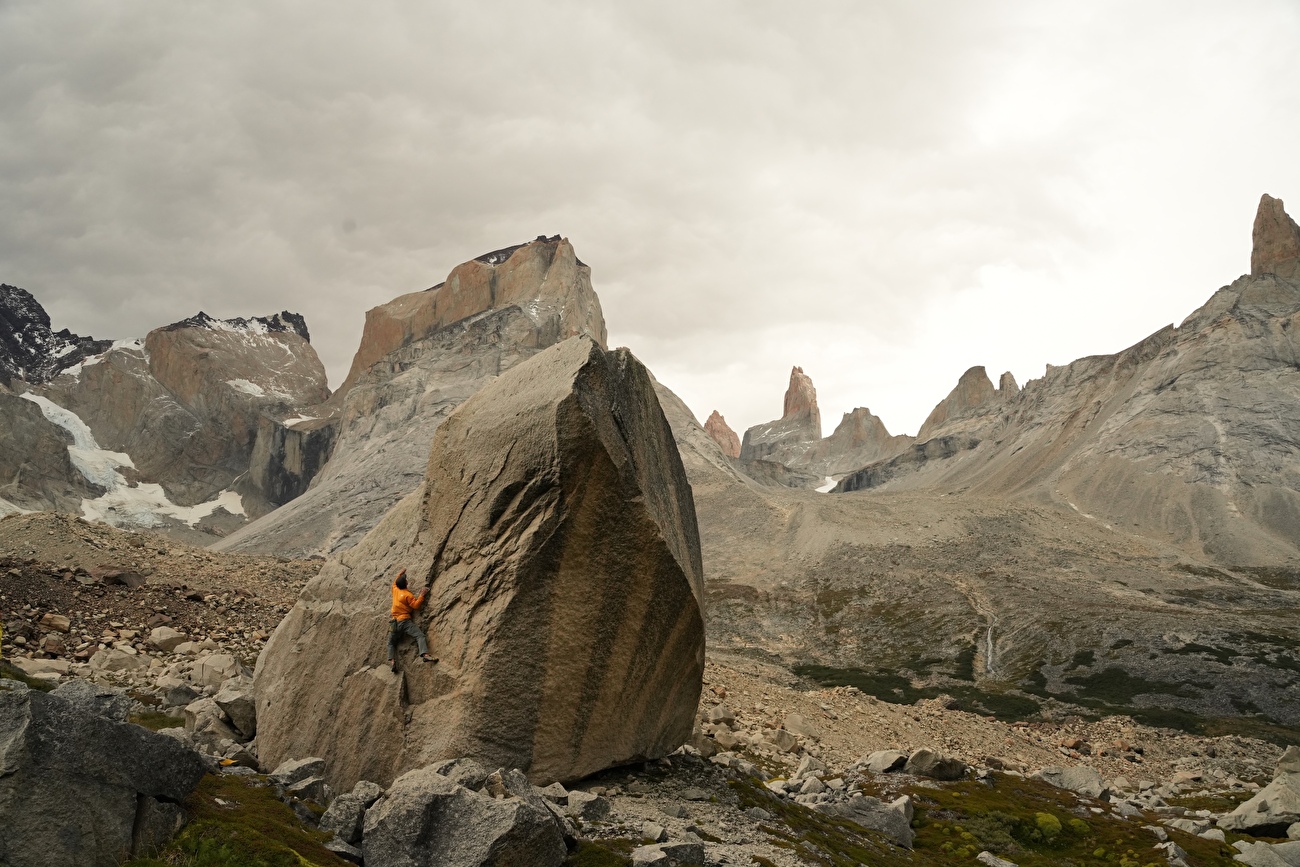 Cerro Cota, Torres del Paine, Patagonie - Réalisation de la première ascension de 'Echoes in the Dark' sur la face est du Cerro Cota, Torres del Paine, Patagonie (Kosuke Kawachi, Toru Nakajima, Yudai Suzuki 5-9/03/2026)