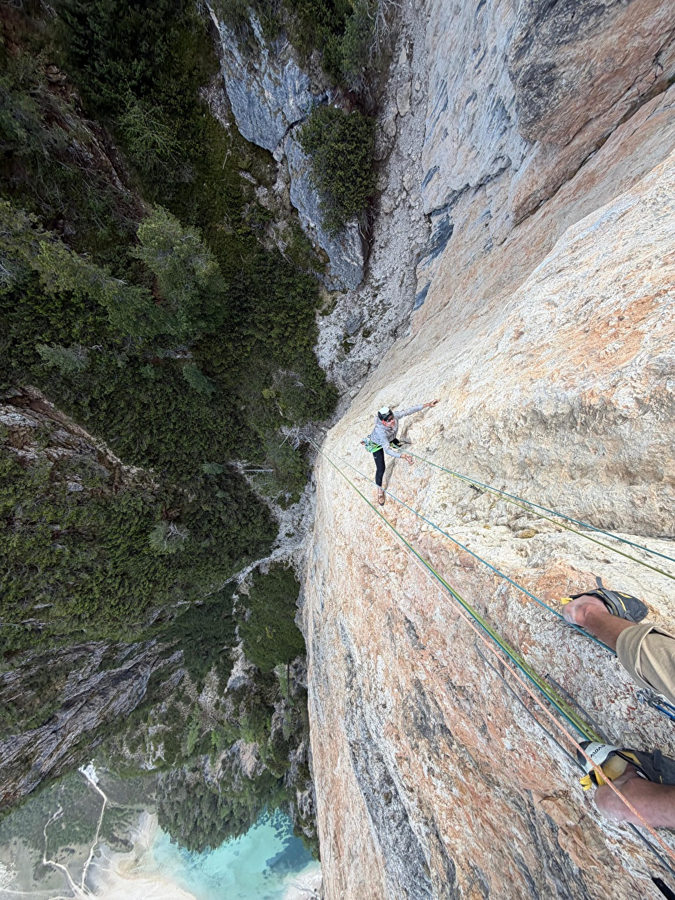 Col di Specie, Höhlensteintal, Dolomites, Simon Gietl, Constantin Schwaab - La première ascension du 'Born Ready' sur Geierwand dans le Höhlensteintal, Dolomites (Simon Gietl, Constantin Schwaab 05/2026) Col di Specie, Höhlensteintal, Dolomites, Simon Gietl, Constantin Schwaab - La première ascension du 'Born Ready' sur Geierwand dans le Höhlensteintal, Dolomites (Simon Gietl, Constantin Schwaab 05/2026)