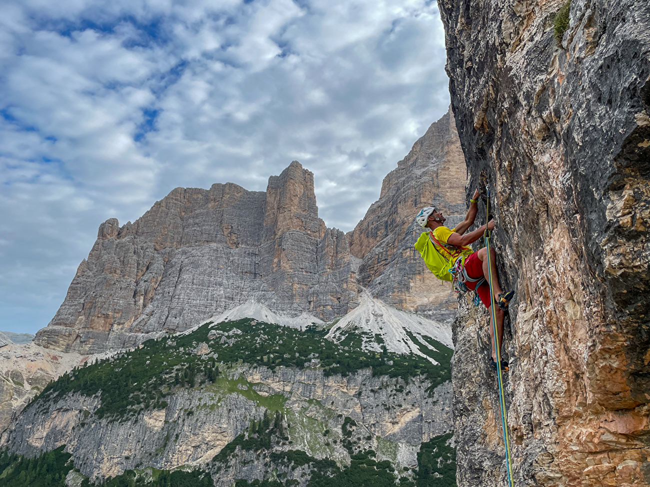 Via Helga, Col Bocià, Dolomites, Ingo Irsara, Simon Kehrer - Réalisation de la première ascension de la 'Via Helga' au Col Bocia, Dolomites (Ingo Irsara, Simon Kehrer 2023) Via Helga, Col Bocià, Dolomites, Ingo Irsara, Simon Kehrer - Réalisation de la première ascension de la 'Via Helga' au Col Bocia, Dolomites (Ingo Irsara, Simon Kehrer 2023)