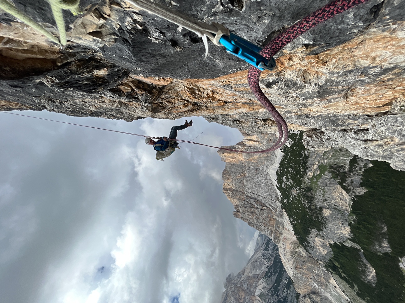 Via Helga, Col Bocià, Dolomites, Ingo Irsara, Simon Kehrer - Réalisation de la première ascension de la 'Via Helga' au Col Bocia, Dolomites (Ingo Irsara, Simon Kehrer 2023) Via Helga, Col Bocià, Dolomites, Ingo Irsara, Simon Kehrer - Réalisation de la première ascension de la 'Via Helga' au Col Bocia, Dolomites (Ingo Irsara, Simon Kehrer 2023)