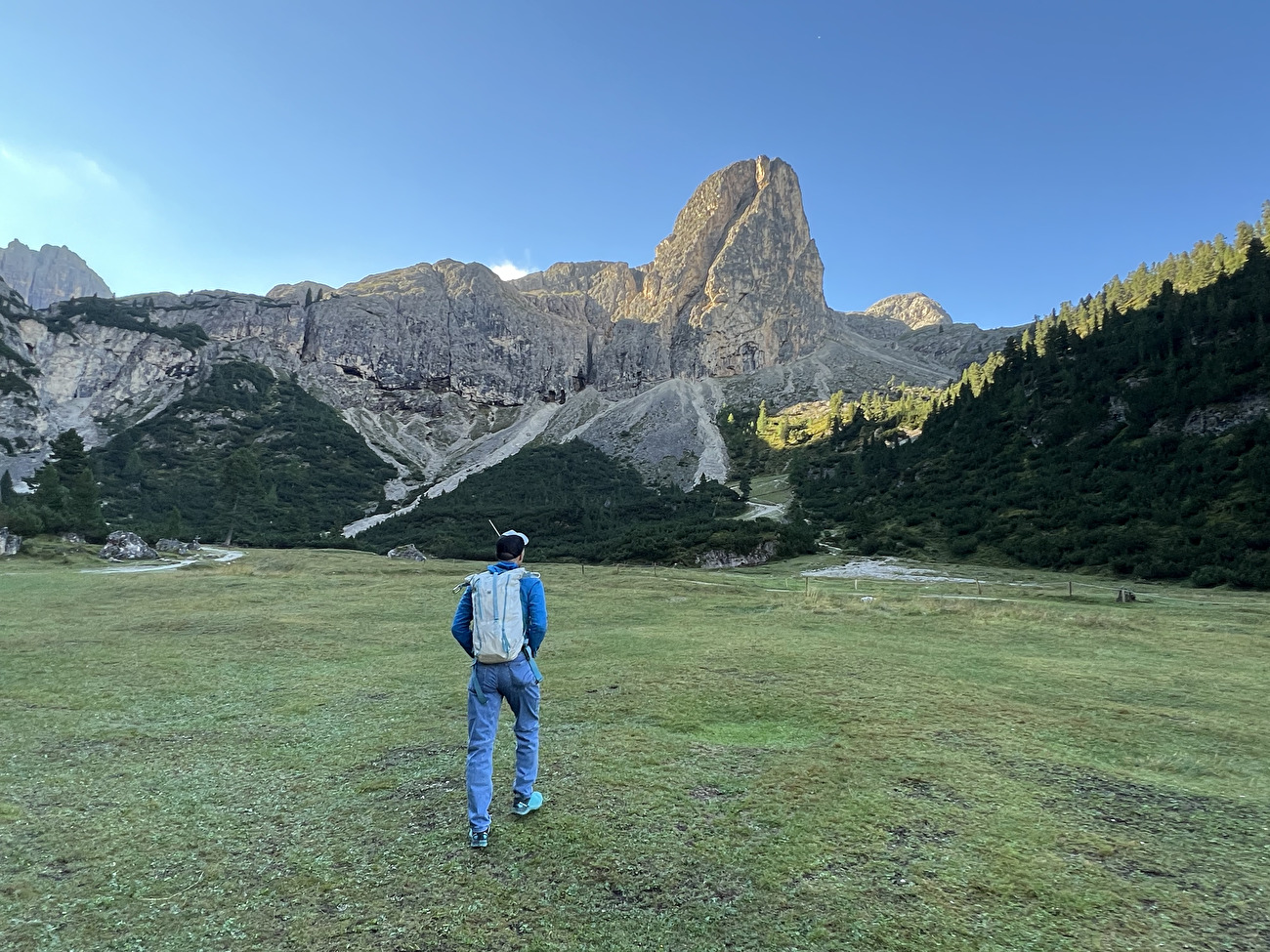 Via Helga, Col Bocia, Dolomites - Alberto De Giuli s'approche de la Via Helga, Col Bocia, Dolomites - Alberto De Giuli s'approche de la