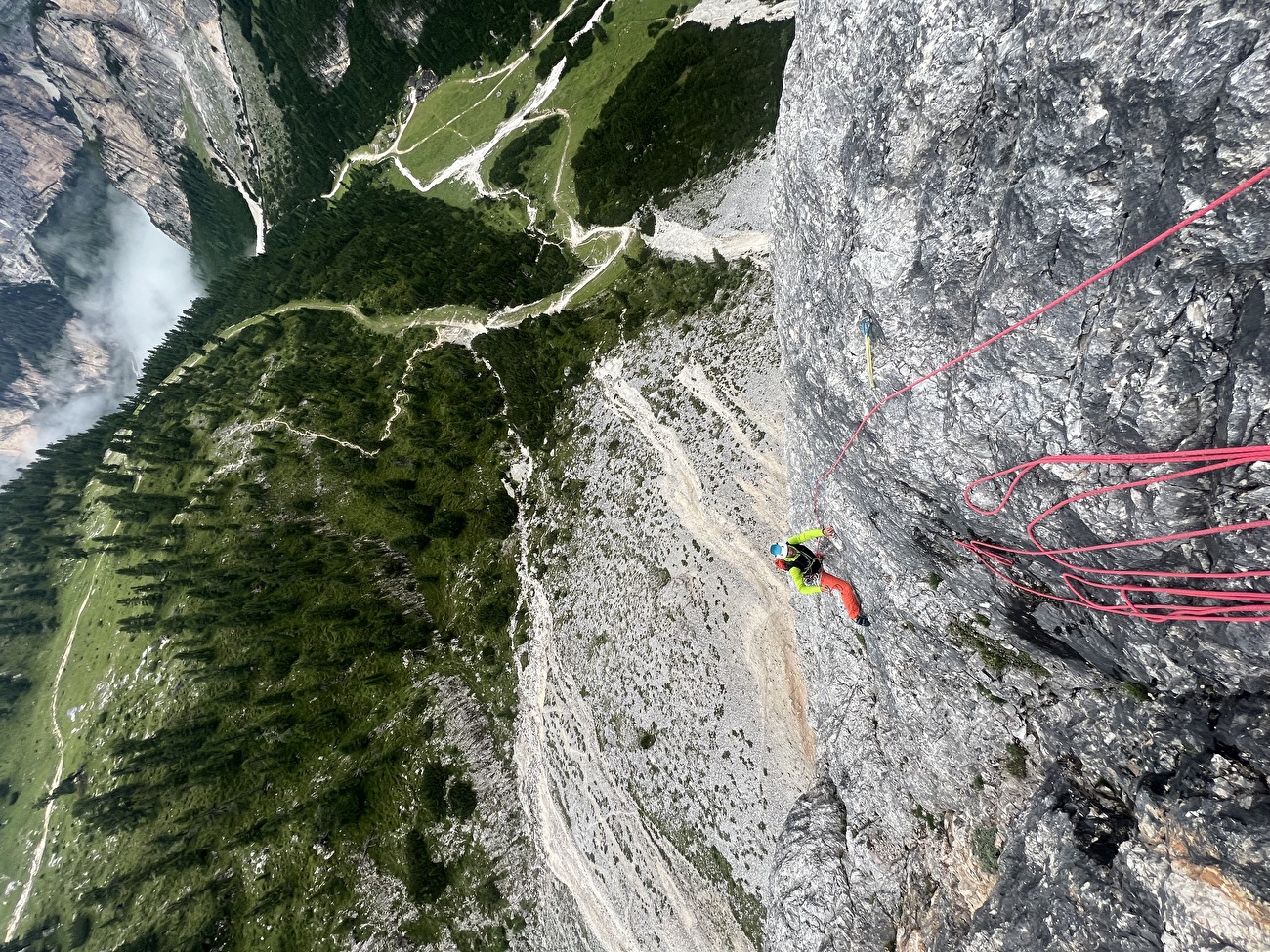 Via Helga, Col Bocià, Dolomites, Ingo Irsara, Simon Kehrer - Réalisation de la première ascension de la 'Via Helga' au Col Bocia, Dolomites (Ingo Irsara, Simon Kehrer 2023) Via Helga, Col Bocià, Dolomites, Ingo Irsara, Simon Kehrer - Réalisation de la première ascension de la 'Via Helga' au Col Bocia, Dolomites (Ingo Irsara, Simon Kehrer 2023)