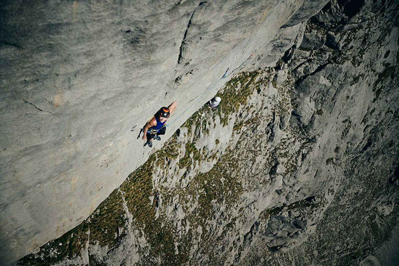 Lara Neumeier Silbergeier, Rätikon - Lara Neumeier escalade 'Silbergeier' à Rätikon, Suisse le 10/06/2025 Lara Neumeier Silbergeier, Rätikon - Lara Neumeier escalade 'Silbergeier' à Rätikon, Suisse le 10/06/2025