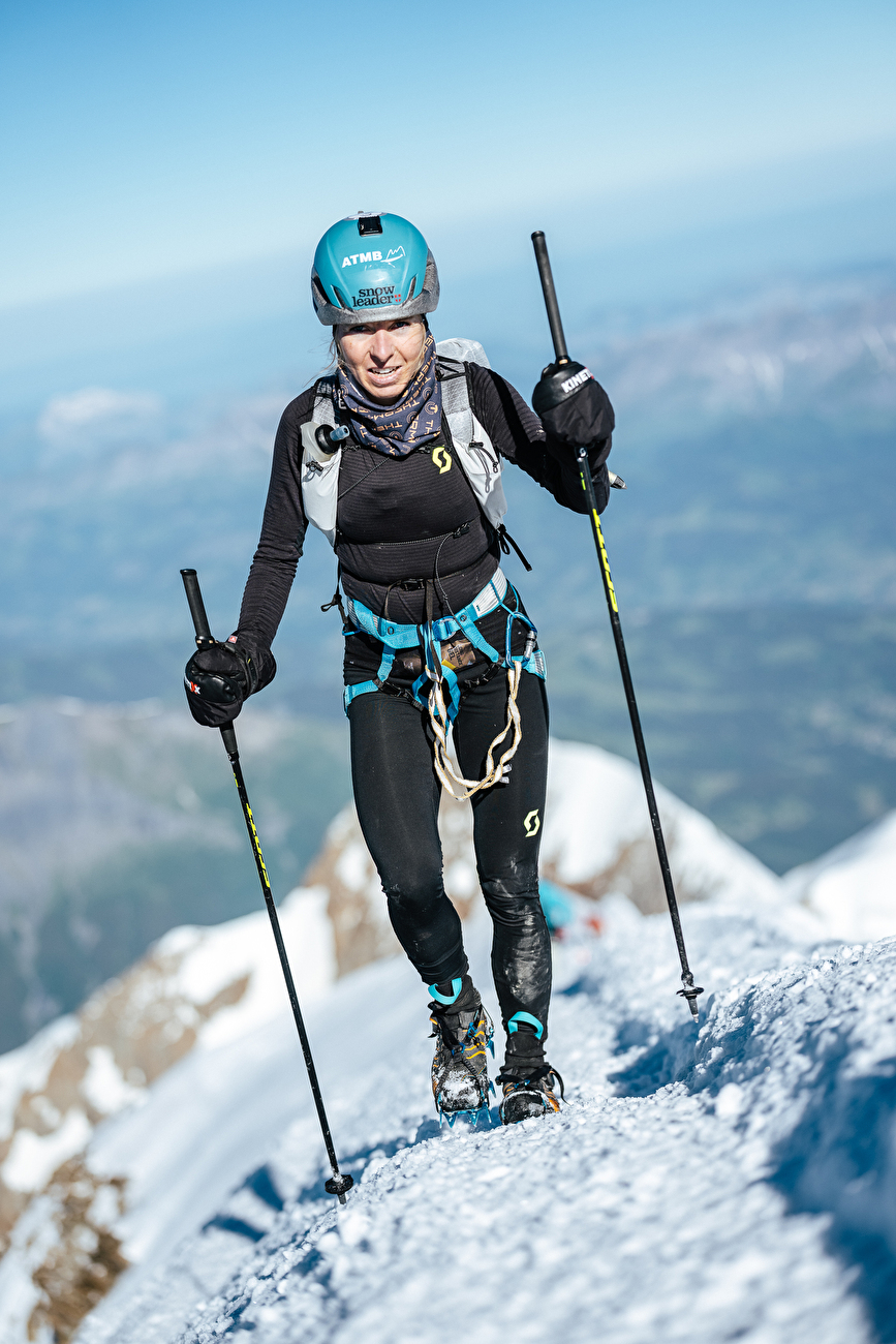 Iris Pessey Mont Blanc - Iris Pessey le 18 juin 2026 a lancé un nouveau FKT féminin sur le Mont Blanc, montant de l'église de Chamonix au sommet de 4807 m en seulement 5 heures 2 minutes.