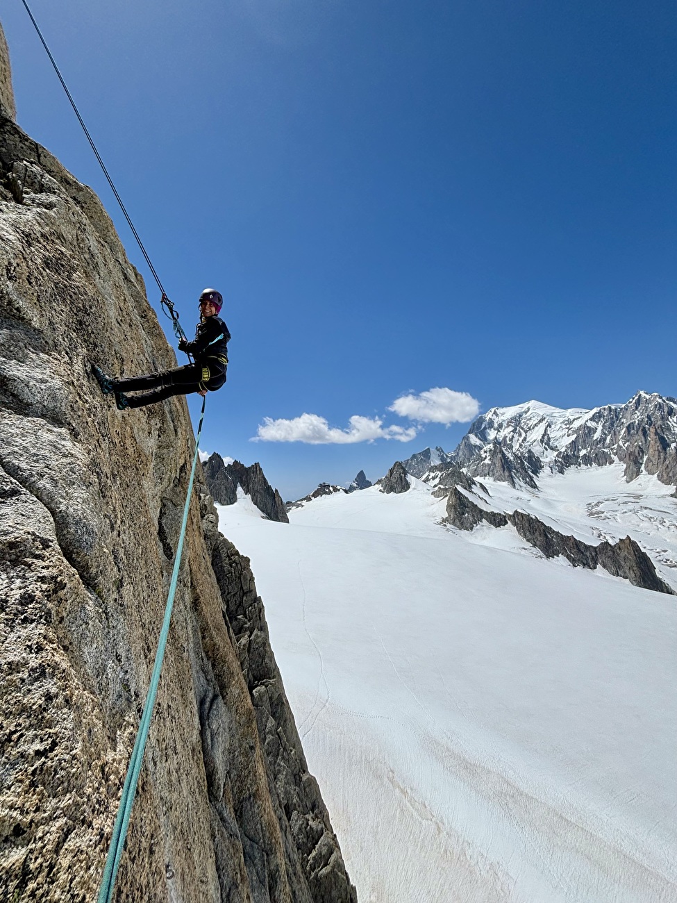 Rise Slow, Rognon Vaudano, Mont Blanc, Niccolò Bruni, Federica Furia - La première ascension de 'Rise Slow' sur Rognon Vaudano, Mont Blanc (Niccolò Bruni, Gianluca Marra, Giovanna Mongilardi 20-21/06/2026)