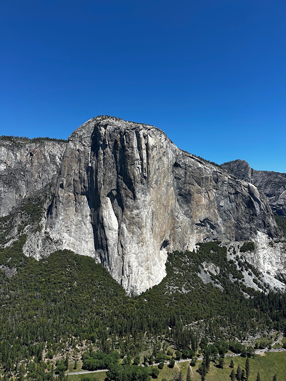 El Capitan Yosemite, František D'Agostino, Samuel Stroh - František D'Agostino et Samuel Stroh escaladent à Yosemite, printemps 2026 El Capitan Yosemite, František D'Agostino, Samuel Stroh - František D'Agostino et Samuel Stroh escaladent à Yosemite, printemps 2026